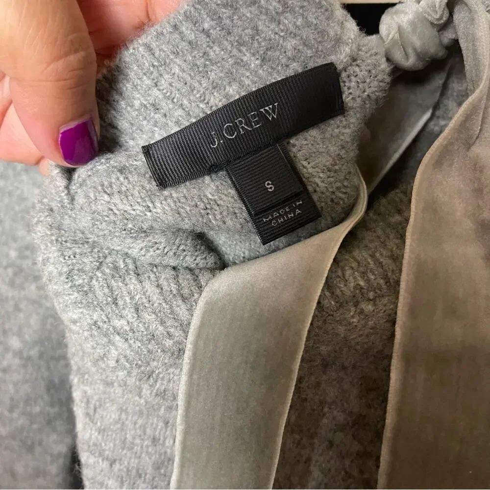 J Crew V Back Velvet Tie Long Sleeve Sweater Gray Size Small